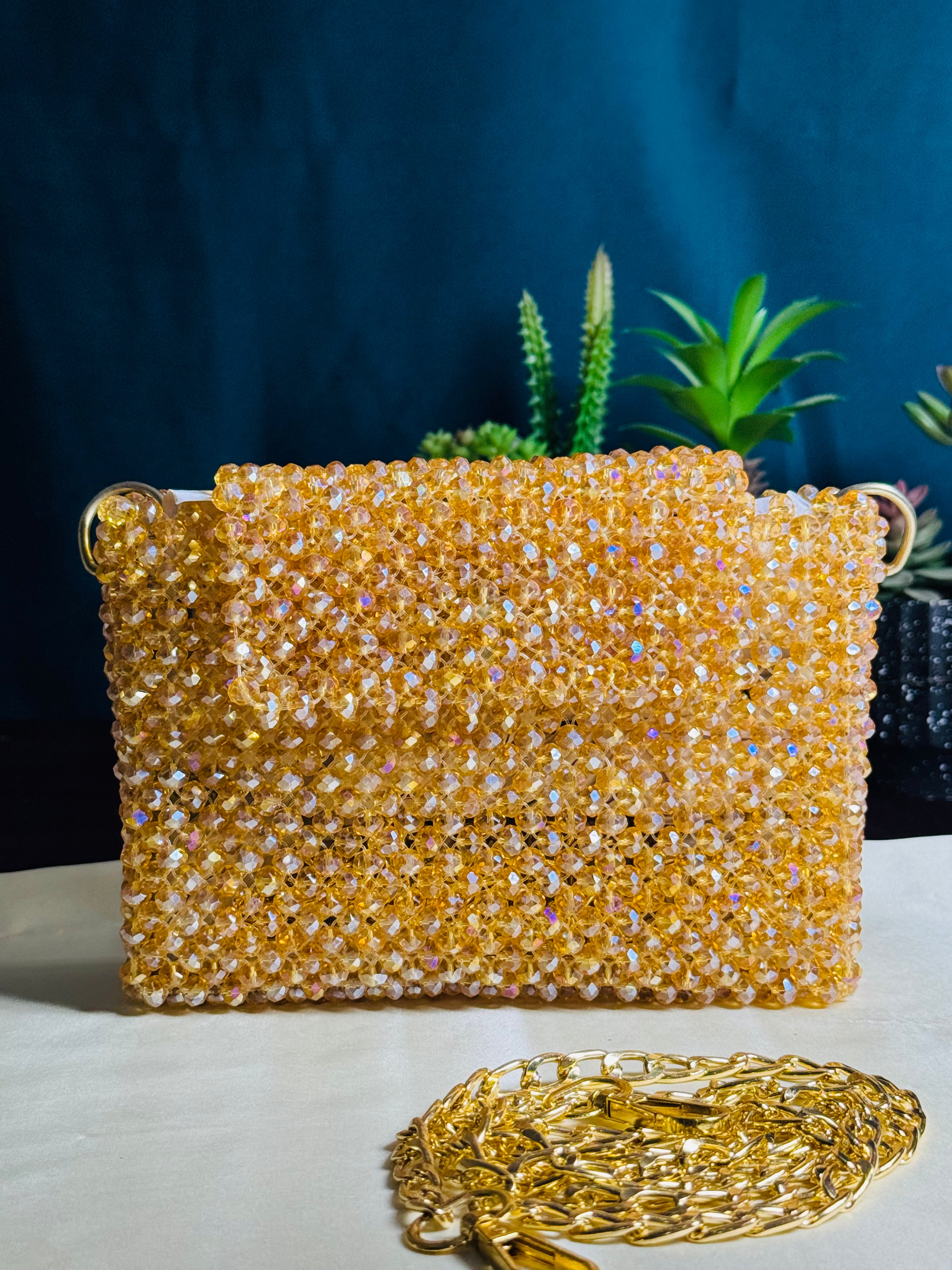 CARNELIAN COLOR CRYSTAL STONE HANDMADE BAG - Armix Store