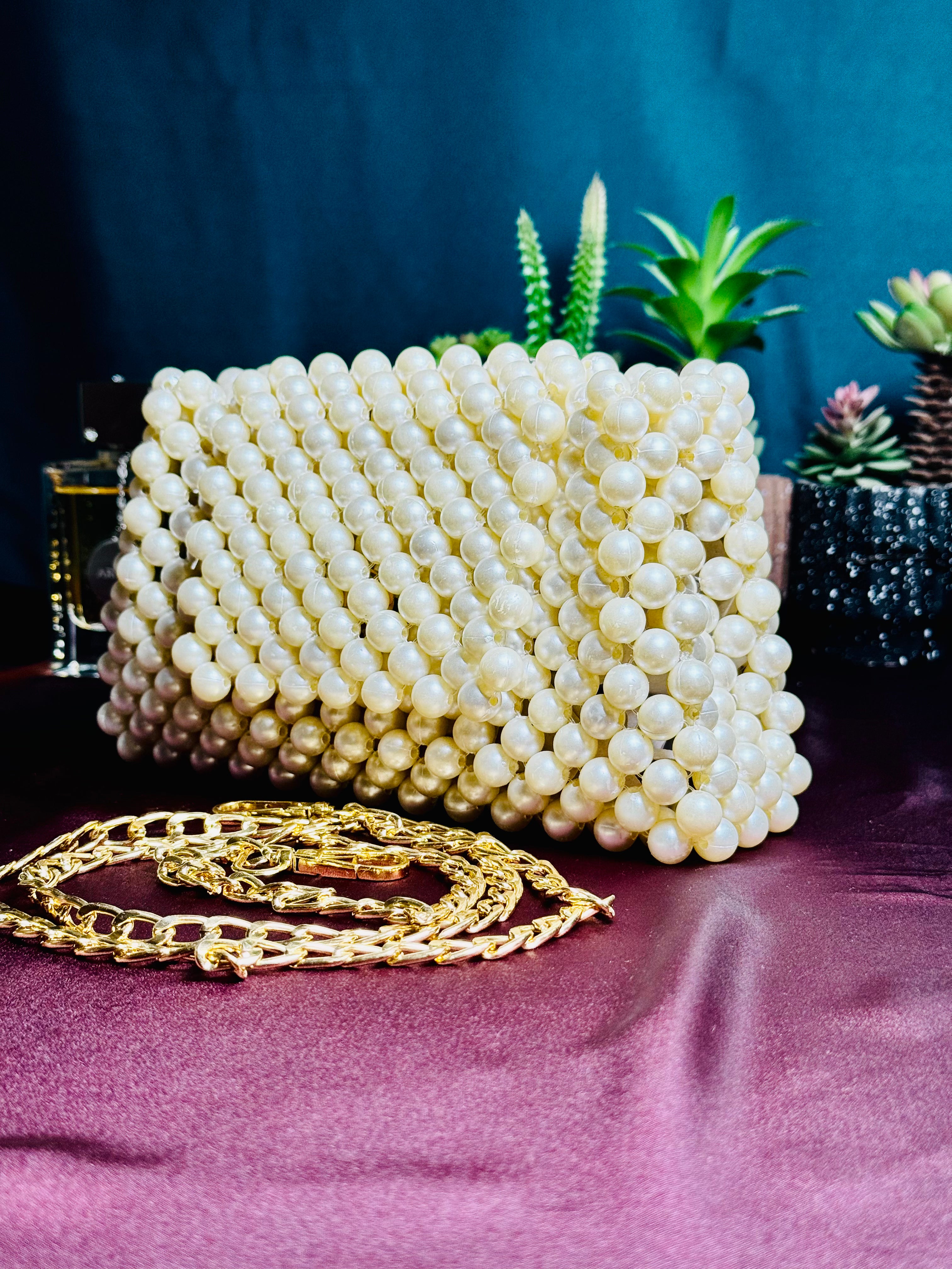 PEARL BEADS HANDMADE BAG - Armix Store