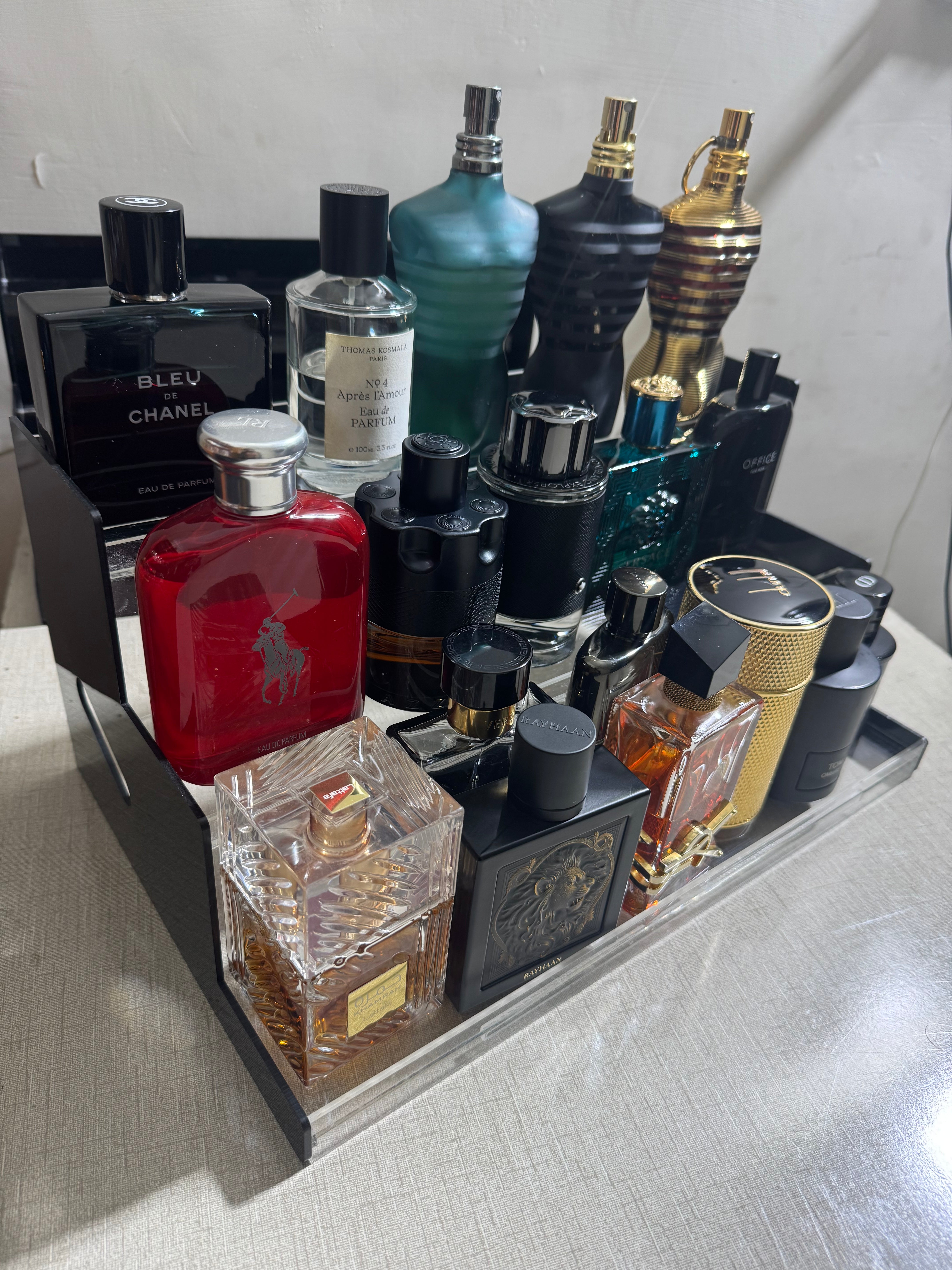 3-Tier Perfume Organizer Stand, Clear Display Stand Makeup Organizer Skincare Organizers - Armix Store 